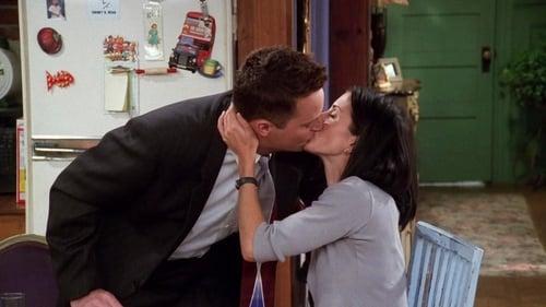 Friends Season 5 Episode 2 - The One with All the Kissing