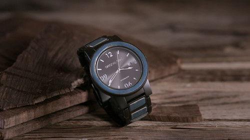 How It's Made Season 29 Episode 3 - Wood Watches; Steel Bicycles; Raw Pet Food; Replica Police Lanterns