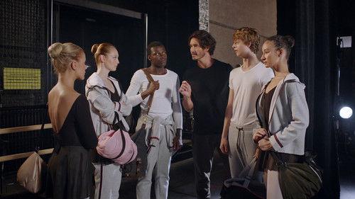 Find Me in Paris Season 2 Episode 12 - Ballet Off