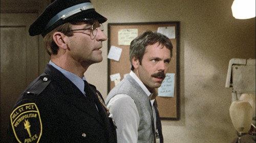 Hill Street Blues Season 3 Episode 8 - Requiem for a Hairbag