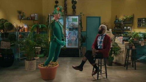 Tosh.0 Season 12 Episode 3 - Trap Gardener