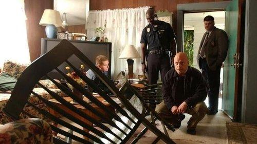 The Shield Season 3 Episode 6 - Posse Up