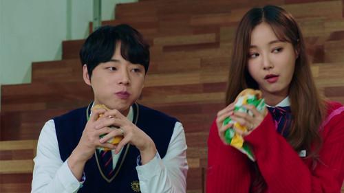 Live On Season 1 Episode 7 - The Bully Or The Victim