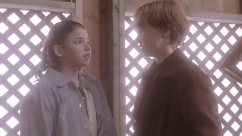 Nowhere Man Season 1 Episode 20 - Through a Lens Darkly