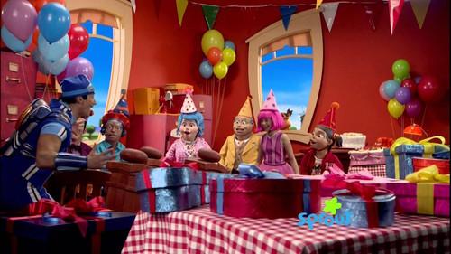 LazyTown Season 3 Episode 2 - The Greatest Gift