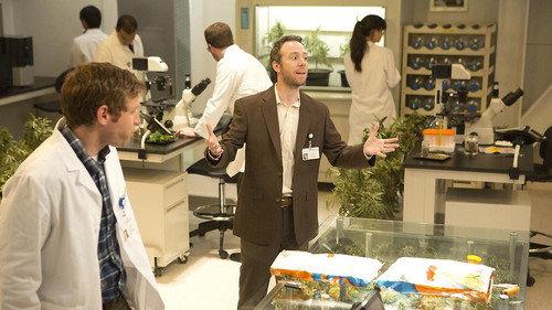 Weeds Season 8 Episode 8 - Five Miles from Yetzer Hara