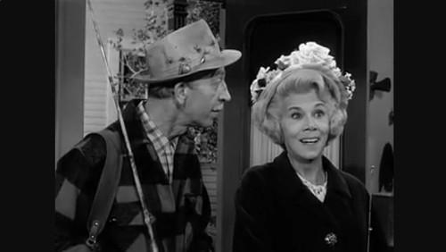 Petticoat Junction Season 2 Episode 21 - Modern Merchandising