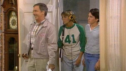 Mama's Family Season 1 Episode 1 - Vint and the Kids Move In