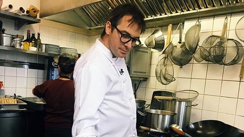 Background image for Tim Mälzer vs. Max Stiegl