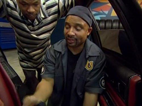 Pimp My Ride Season 5 Episode 6 - Joe's Cadillac Sedan DeVille Limo