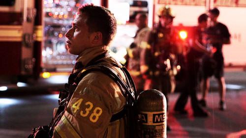 911 Season 2 Episode 5 - Episode 5