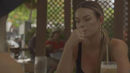 Siesta Key Season 5 Episode 10 - It's Not About The Bathing Suit