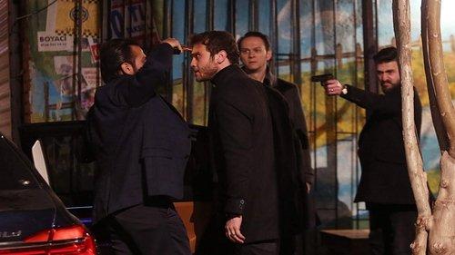 The Pit Season 1 Episode 11 - Episode 11