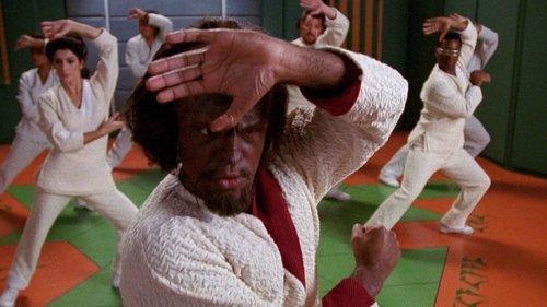 Star Trek: The Next Generation Season 4 Episode 14 - Clues