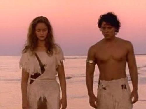 Ocean Girl Season 3 Episode 21 - Water in the Desert