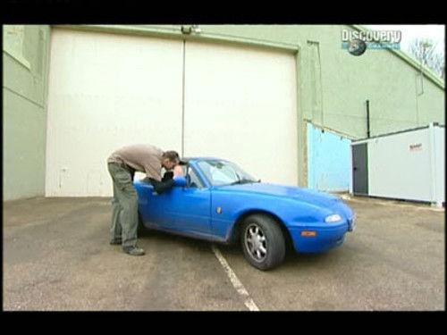 Wheeler Dealers Season 3 Episode 9 - Mazda MX-5 NA (Part 1)
