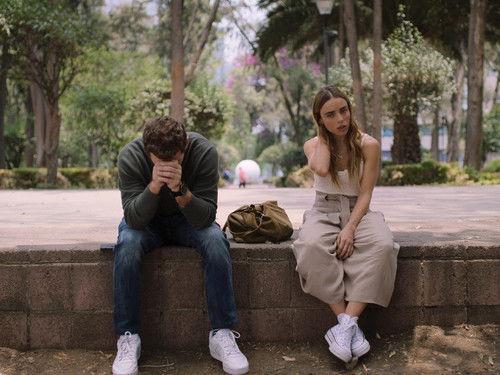 How to Survive Being Single Season 2 Episode 8 - The Last Show