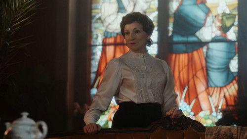 Emily. Queen of the Press Season 1 Episode 4 - Court