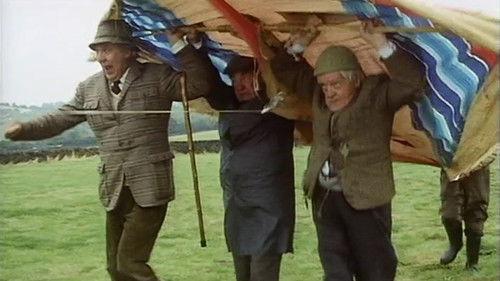 Last of the Summer Wine Season 11 Episode 6 - Getting Barry Higher In The World