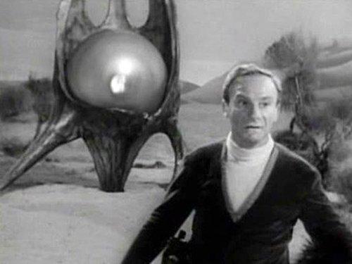 Lost in Space Season 1 Episode 8 - Invaders from the Fifth Dimension