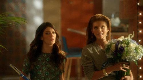 90210 Season 5 Episode 8 - 902-100
