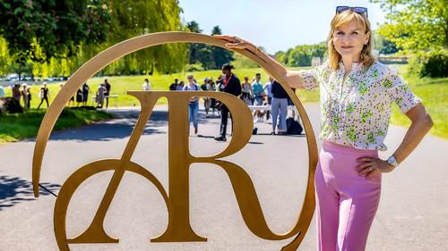 Antiques Roadshow Season 46 Episode 2 - Crystal Palace Park, London 1