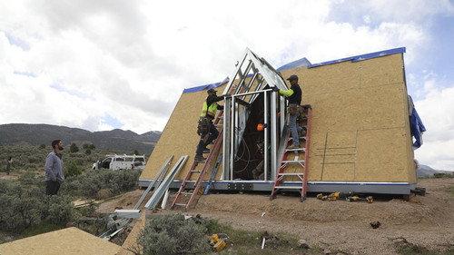Building Off the Grid Season 13 Episode 5 - Utah Mountain A-Frame