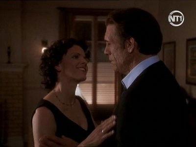 Profiler Season 3 Episode 21 - What's Love Got to Do with It?