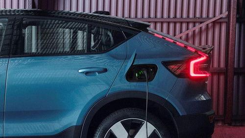 MotorWeek Season 41 Episode 6 - Electric Vehicles Under $60,000