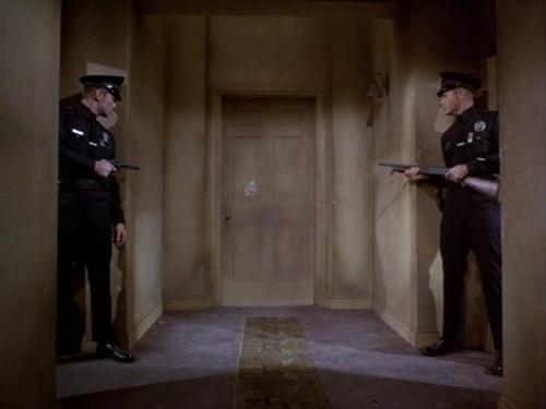 Adam-12 Season 2 Episode 15 - Log 064: Bottom of the Bottle