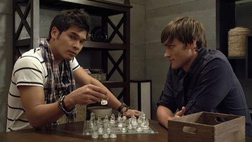 Power Rangers Season 19 Episode 10 - The Strange Case of the Munchies