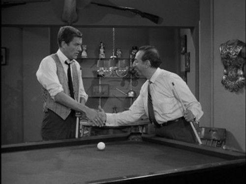 The Dick Van Dyke Show Season 2 Episode 5 - Hustling the Hustler