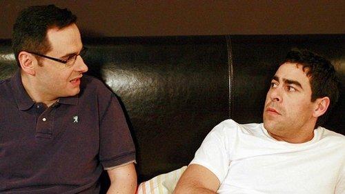 La que se avecina Season 2 Episode 11 - Un datáfono, un suicida y un presidente en las últimas