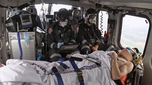 Paramedics Season 4 Episode 8 - Episode 8