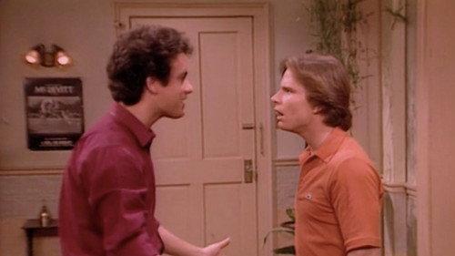 Bosom Buddies Season 1 Episode 17 - The Hospital