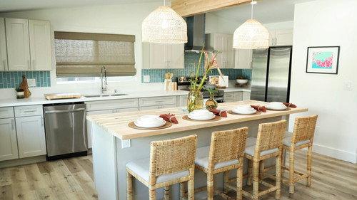 Renovation Aloha Season 1 Episode 6 - Termites to Treasure