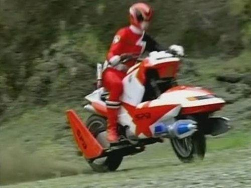 Power Rangers Season 13 Episode 4 - Walls