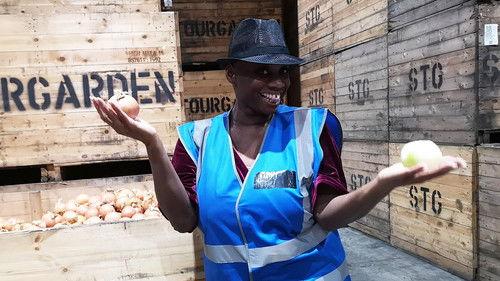 Food Unwrapped Season 19 Episode 2 - Onions, Raspberries, Fish & Chip Suppers