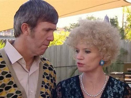 Kath & Kim Season 3 Episode 7 - Foxy on the Run