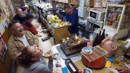 Document 72 Hours Season 9 Episode 14 - Osaka, Nishinari: 24-Hour Family Restaurant