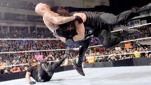 WWE Friday Night SmackDown Season 18 Episode 17 - April 28, 2016 (Manchester, NH)