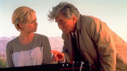 Columbo Season 10 Episode 13 - Murder With Too Many Notes