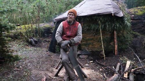 Alone Season 3 Episode 8 - Of Feast & Famine