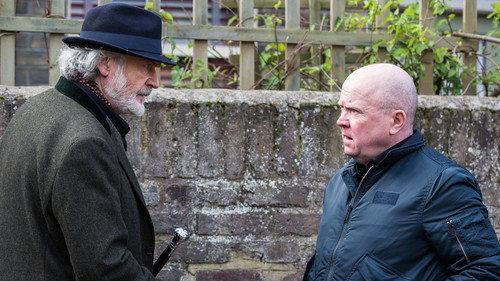 EastEnders Season 34 Episode 17 - 5646