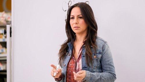 Superstore Season 4 Episode 21 - Sandra's Fight