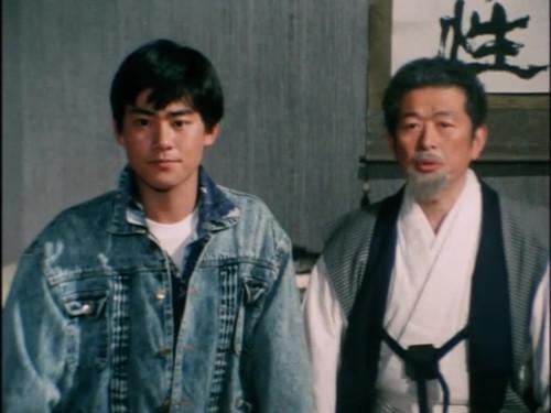 Background image for The Folded Paper Pendant is the Pledge of Love