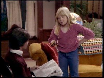 Family Ties Season 1 Episode 19 - Suzanne Takes You Down