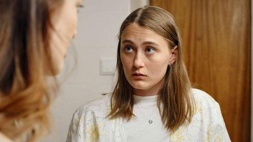 Vakuum Season 1 Episode 5 - Are You Dating Vicke?