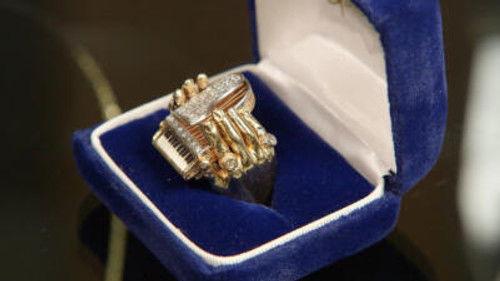 Pawn Stars Season 18 Episode 10 - Knock Your Sox Off