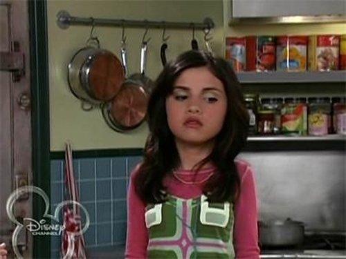 Wizards of Waverly Place Season 1 Episode 11 - Potion Commotion